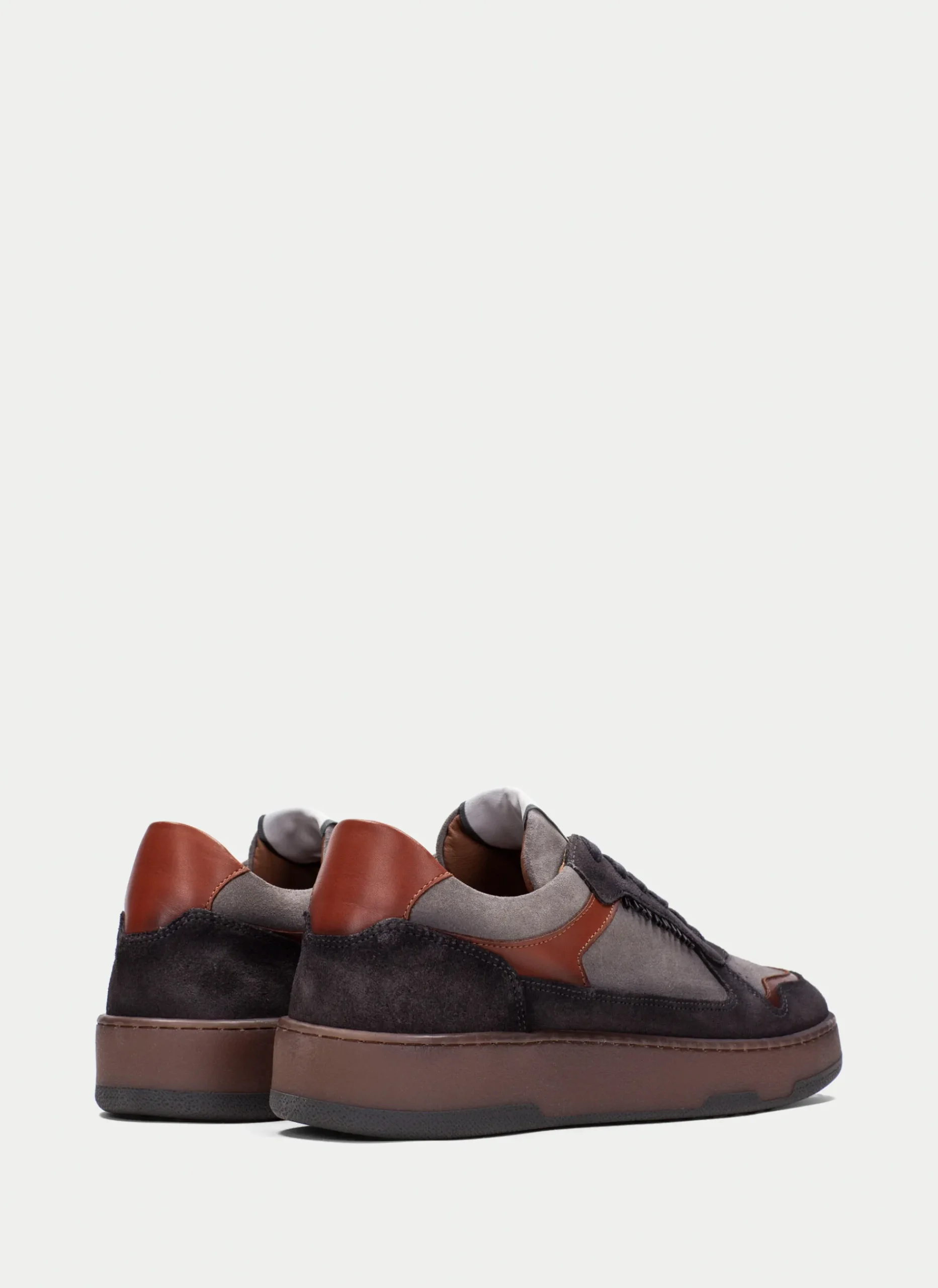 Deportivo gris-taupe*HISPANITAS Online