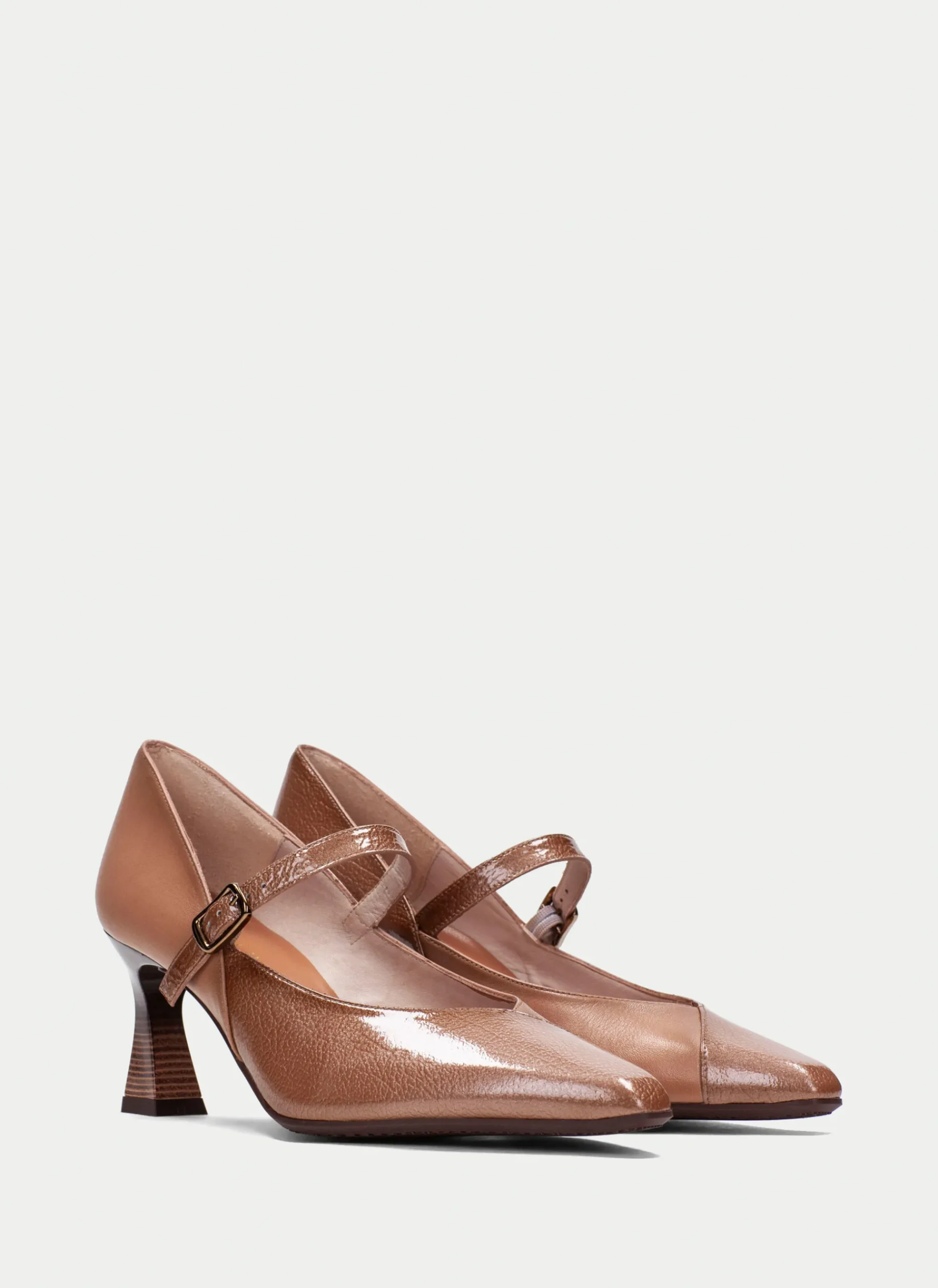Mary Jane dalia almond*HISPANITAS Clearance